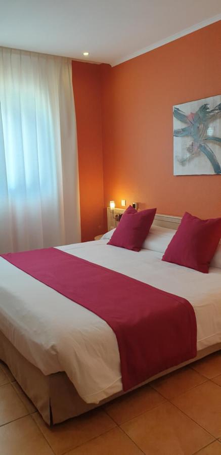 Logis Hotel & Restaurant Le Fleurance Exterior foto