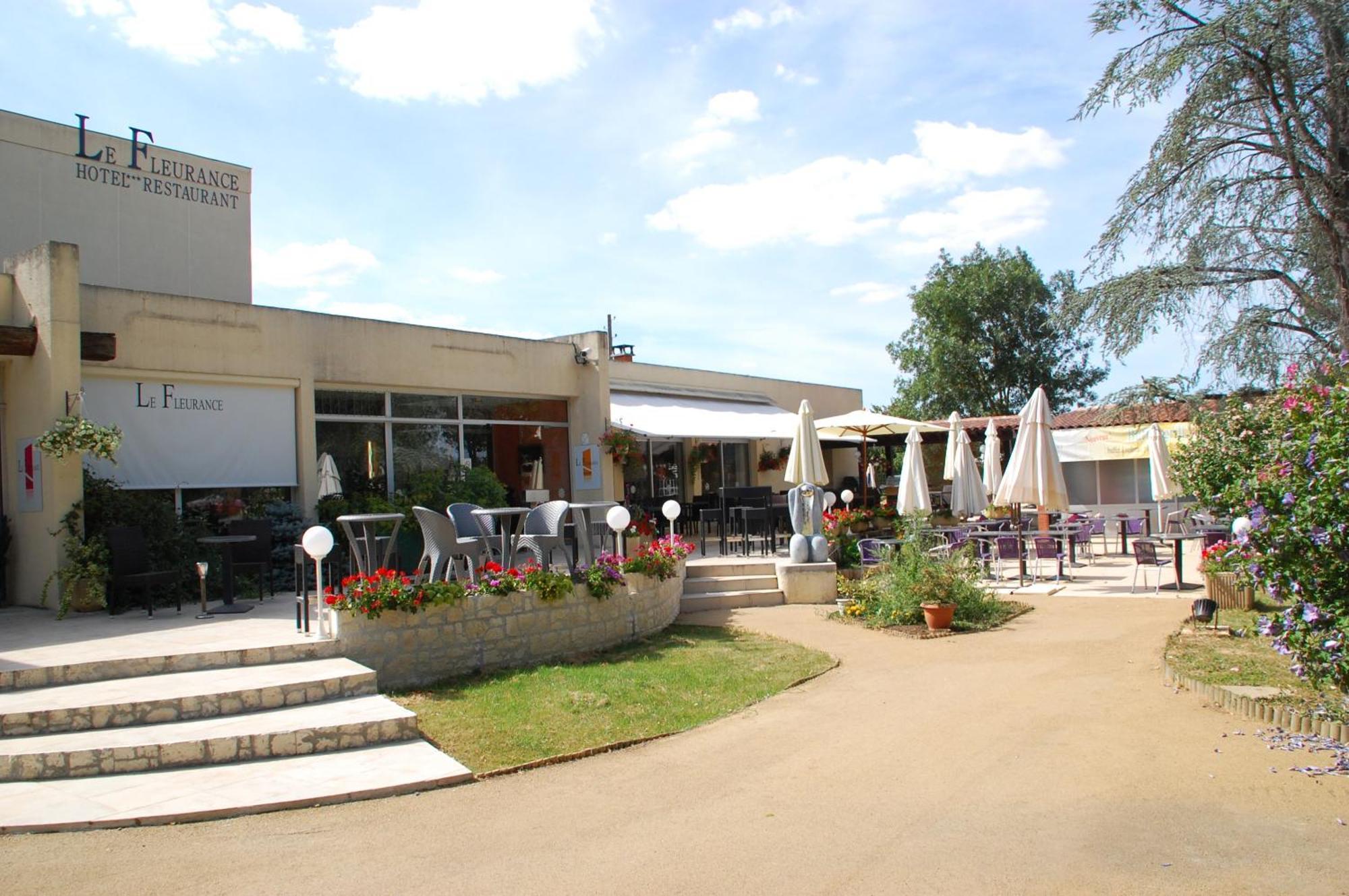 Logis Hotel & Restaurant Le Fleurance Exterior foto