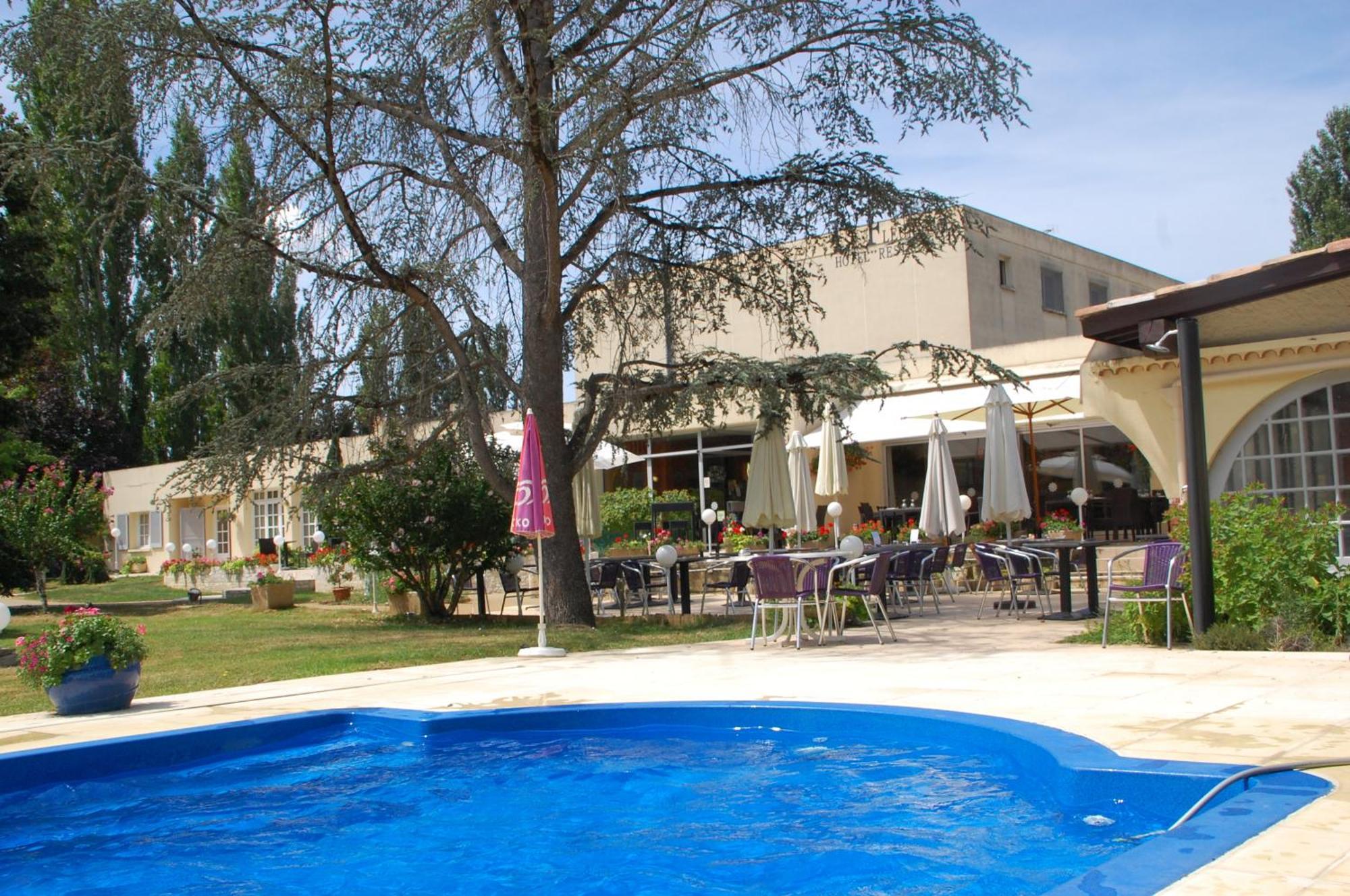 Logis Hotel & Restaurant Le Fleurance Exterior foto
