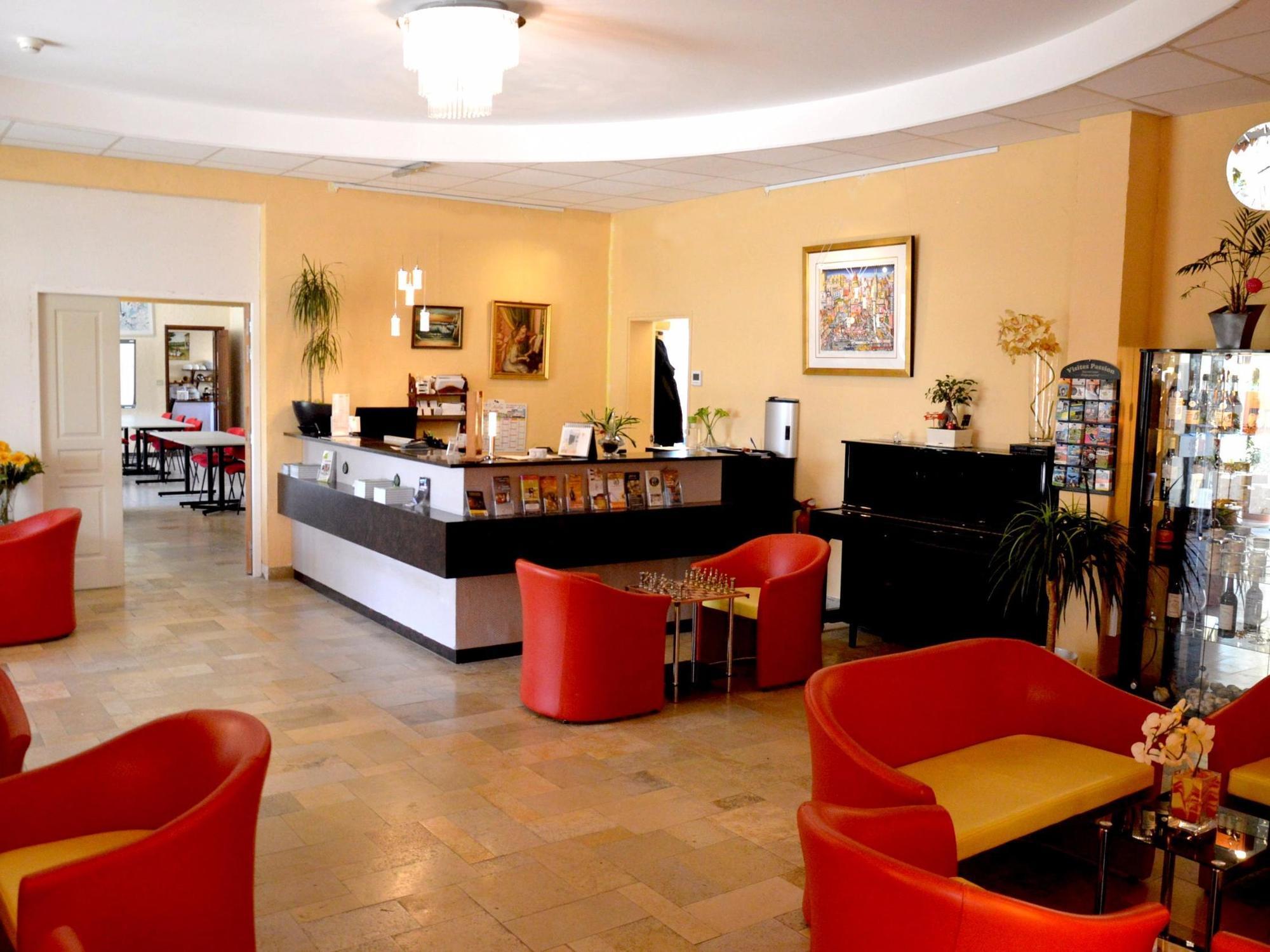 Logis Hotel & Restaurant Le Fleurance Exterior foto