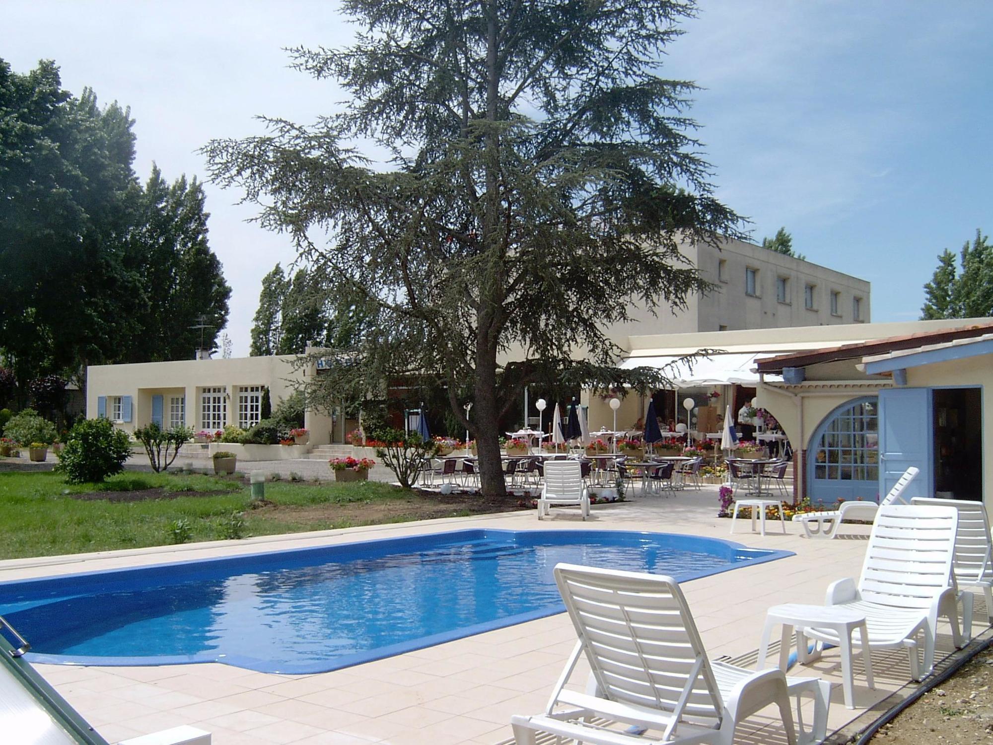 Logis Hotel & Restaurant Le Fleurance Exterior foto